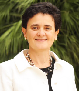 África Ariño | Africa from África Blog | IESE Business School