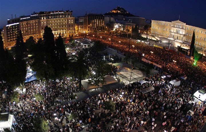 Greece Uprising. Image of the Syntagma square garden (author: Kotsolis)